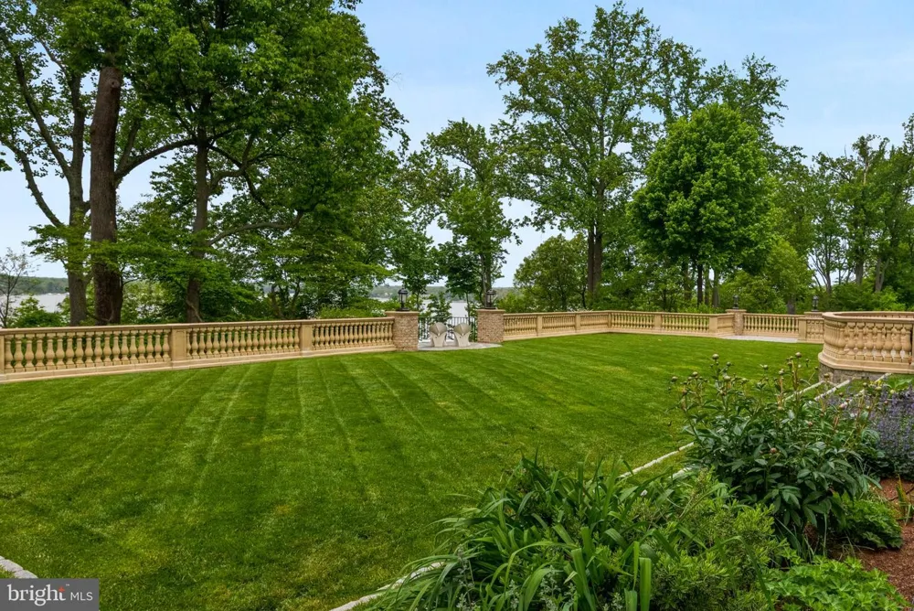 938 OLD COUNTY ROAD Severna Park, MD 21146