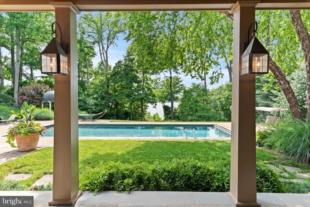 938 OLD COUNTY ROAD Severna Park, MD 21146