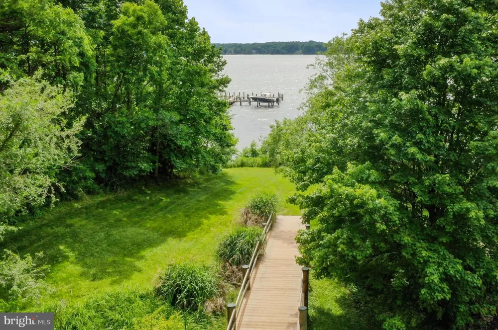 938 OLD COUNTY ROAD Severna Park, MD 21146