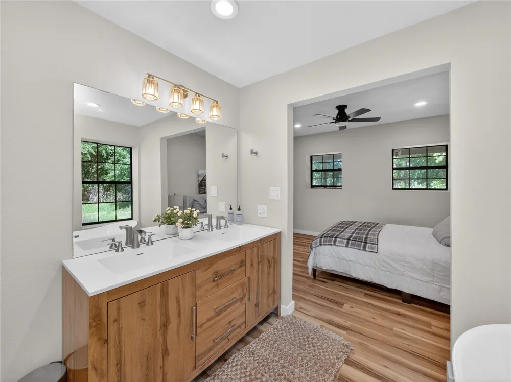411 Avila Lane Briggs, TX 78608