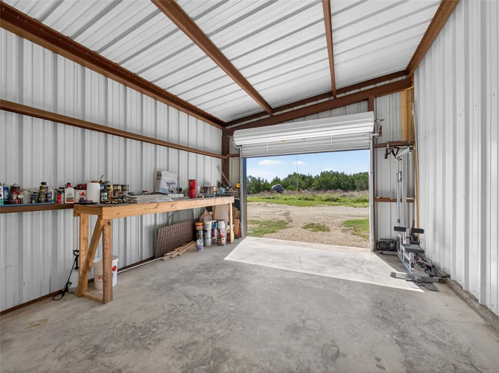 411 Avila Lane Briggs, TX 78608