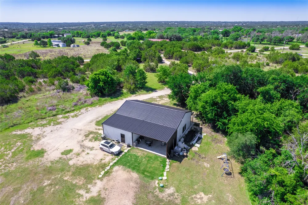 411 Avila Lane Briggs, TX 78608