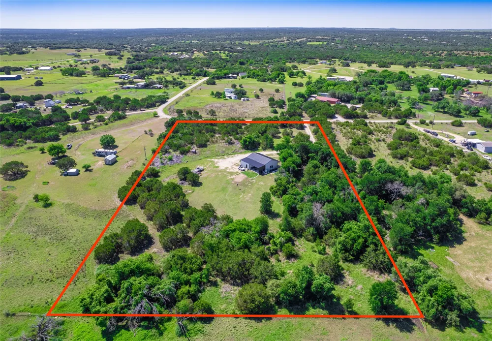 411 Avila Lane Briggs, TX 78608