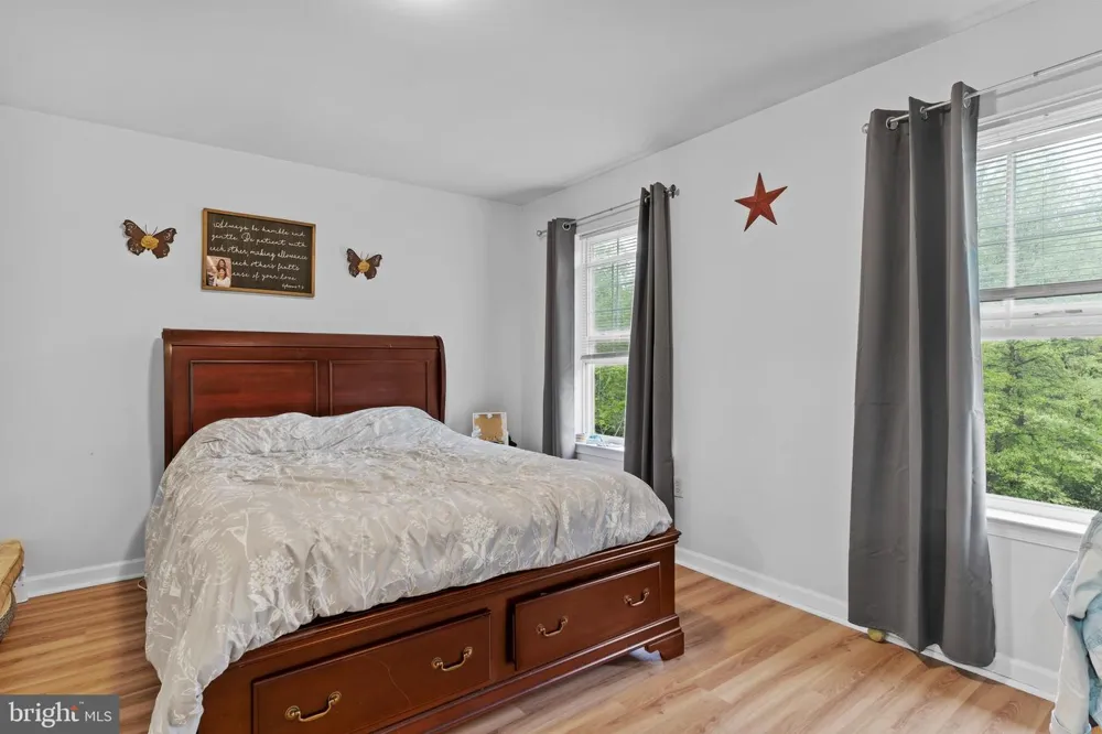 153 MAPLETON BOULEVARD Harrisburg, PA 17112