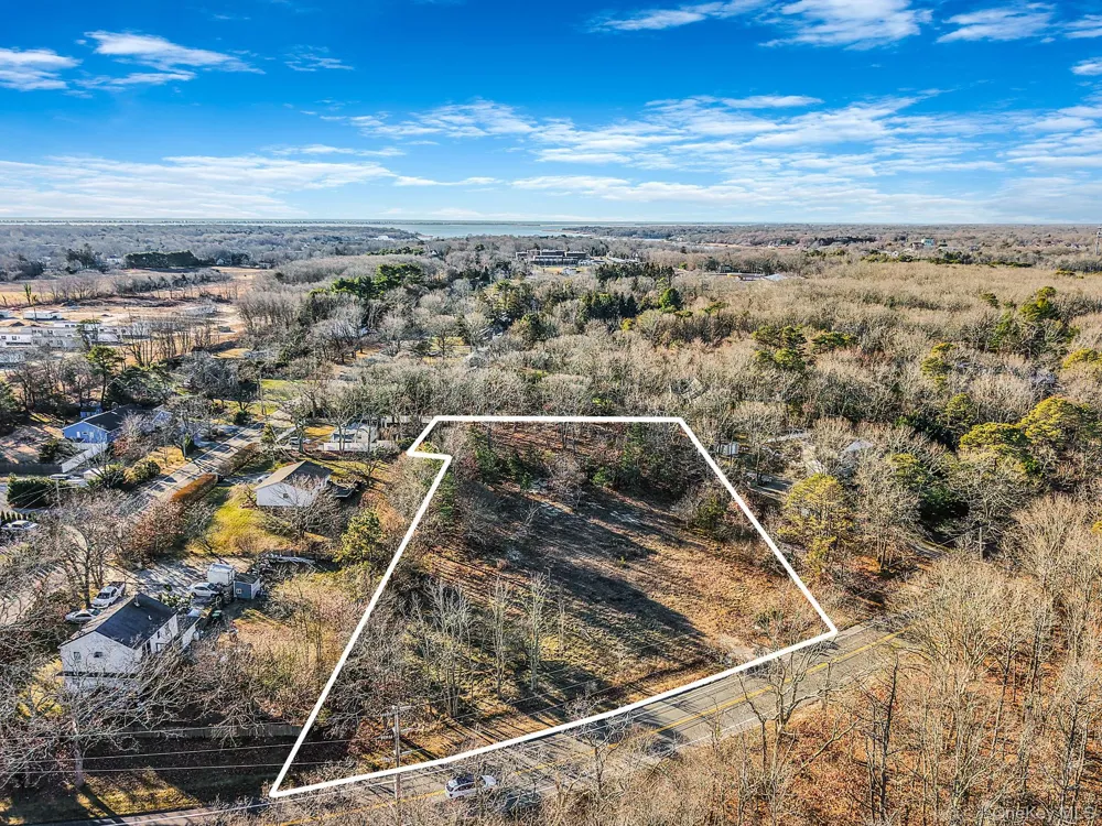 267 Old Country Road Eastport, NY 11941