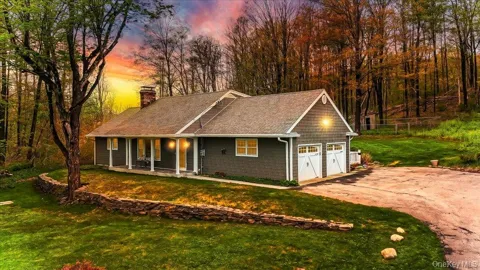 287 Hunns Lake Road