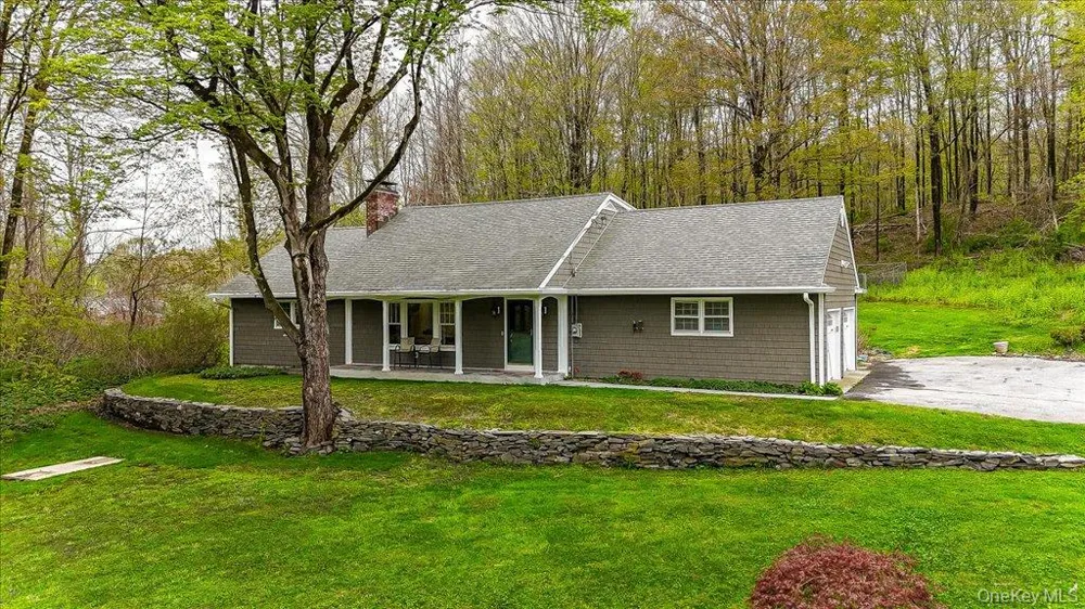 287 Hunns Lake Road Stanfordville, NY 12581