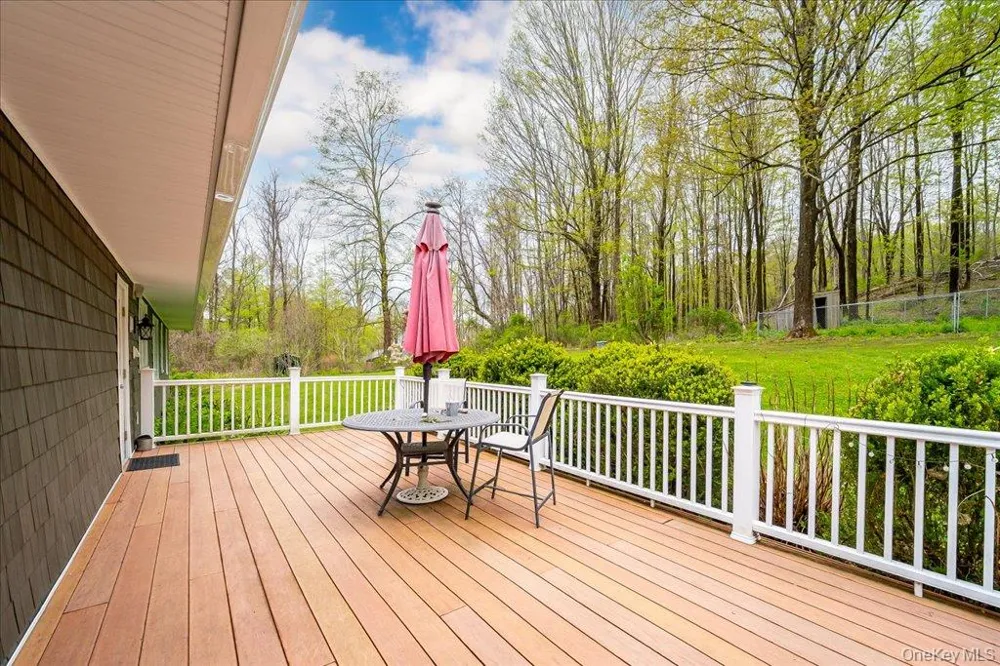 287 Hunns Lake Road Stanfordville, NY 12581