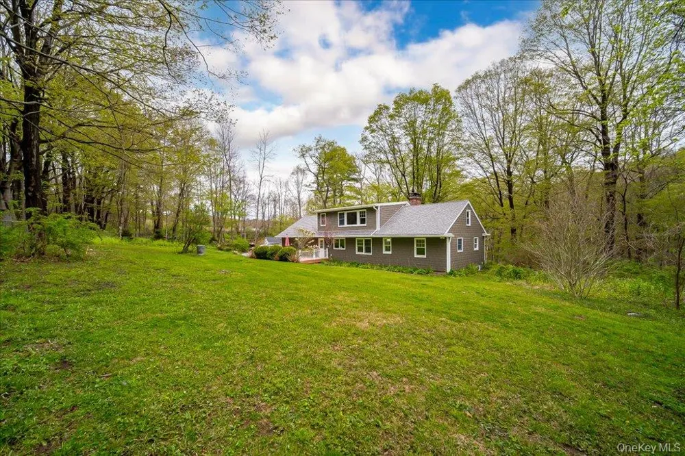 287 Hunns Lake Road Stanfordville, NY 12581