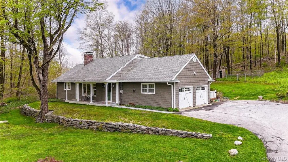 287 Hunns Lake Road Stanfordville, NY 12581