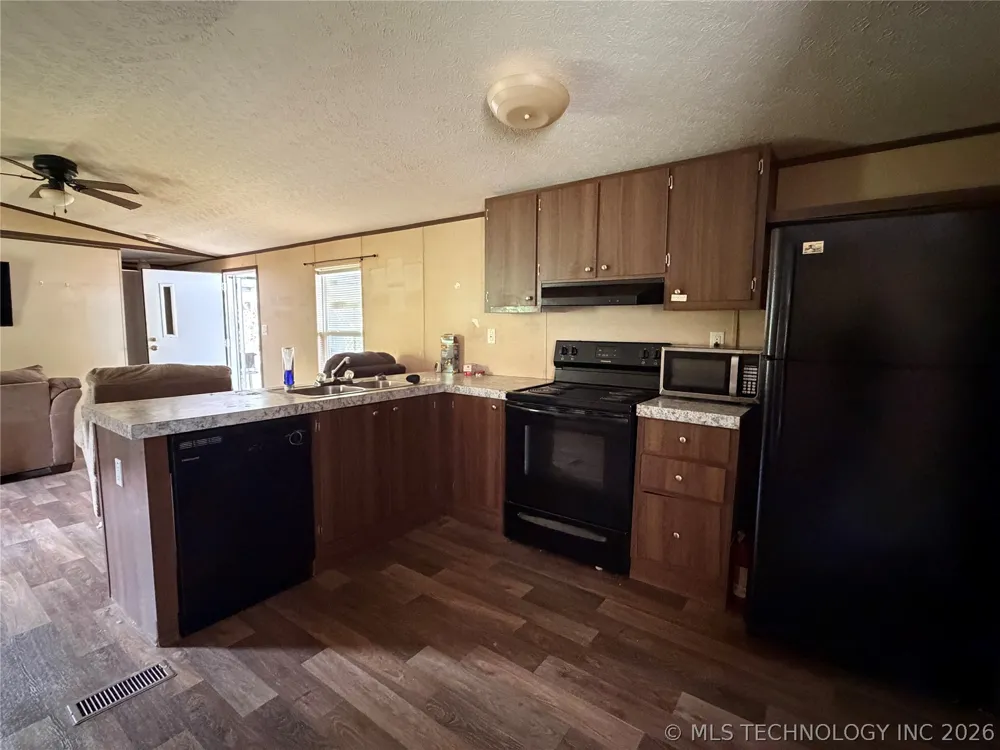 749 SW 120th Road Wilburton, OK 74578