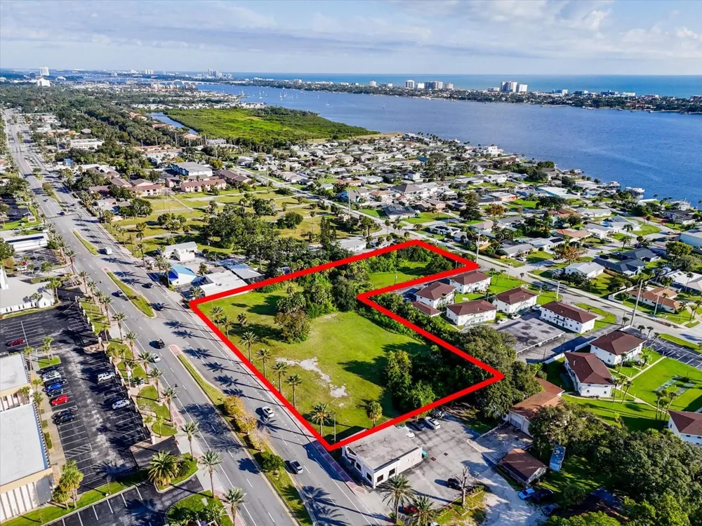 1771 S RIDGE WOOD AVENUE South Daytona, FL 32119