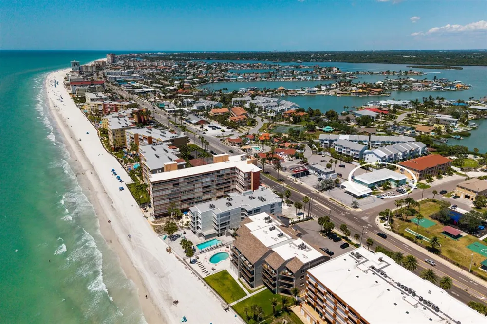 10 164TH AVENUE #1 Redington Beach, FL 33708