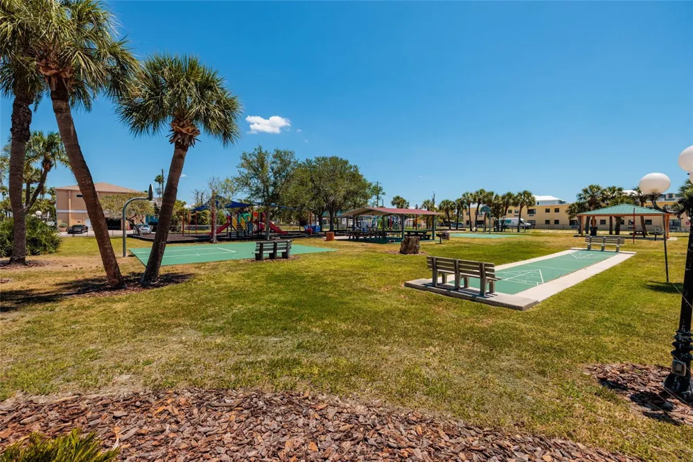 10 164TH AVENUE #1 Redington Beach, FL 33708
