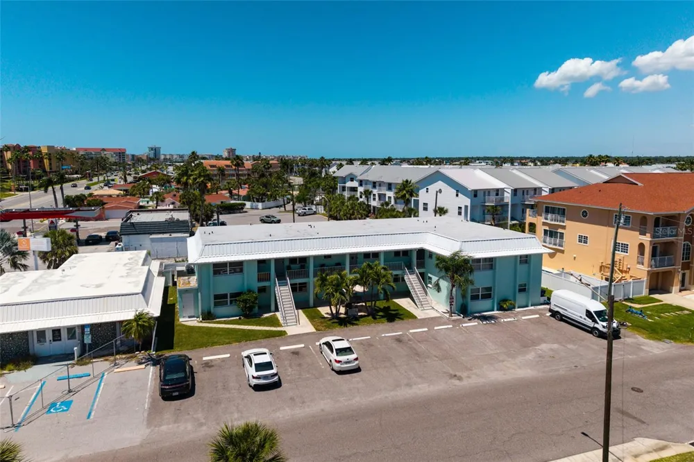 10 164TH AVENUE #1 Redington Beach, FL 33708