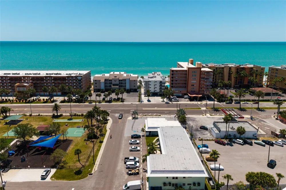 10 164TH AVENUE #1 Redington Beach, FL 33708