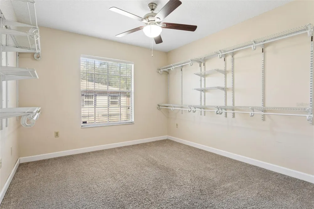6341 TREETOP CIRCLE #6341 Temple Terrace, FL 33617