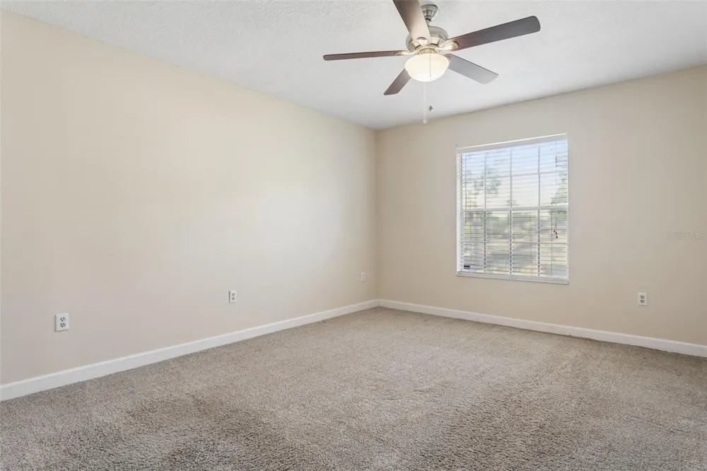 6341 TREETOP CIRCLE #6341 Temple Terrace, FL 33617