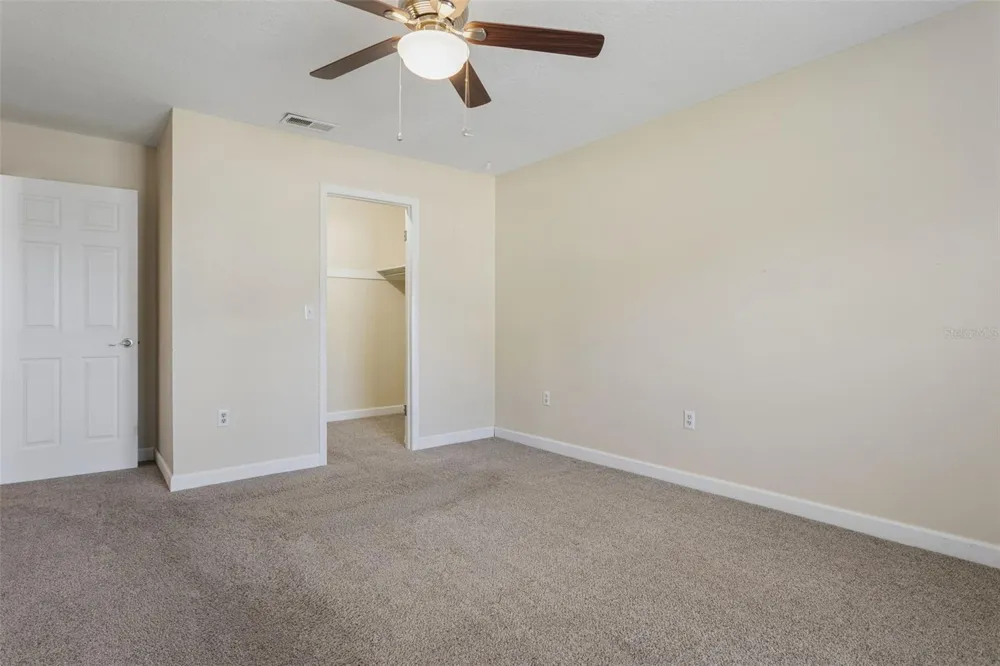 6341 TREETOP CIRCLE #6341 Temple Terrace, FL 33617