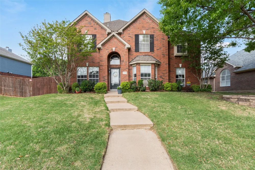 1608 Mountain Laurel Drive Keller, TX 76248