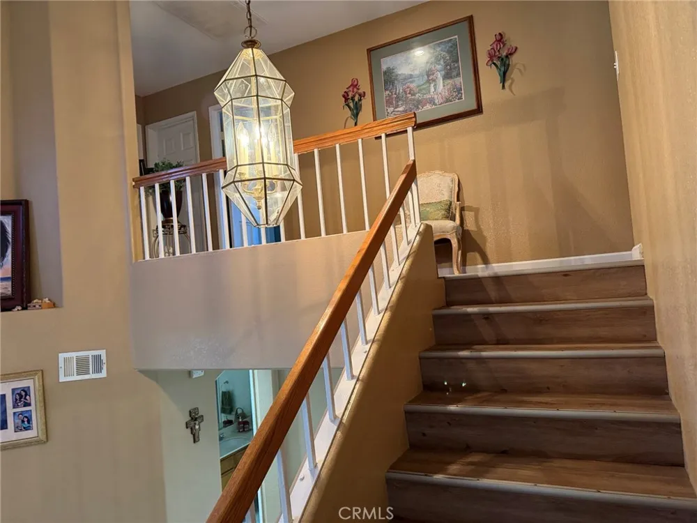 16799 Calle Pinata Moreno Valley, CA 92551