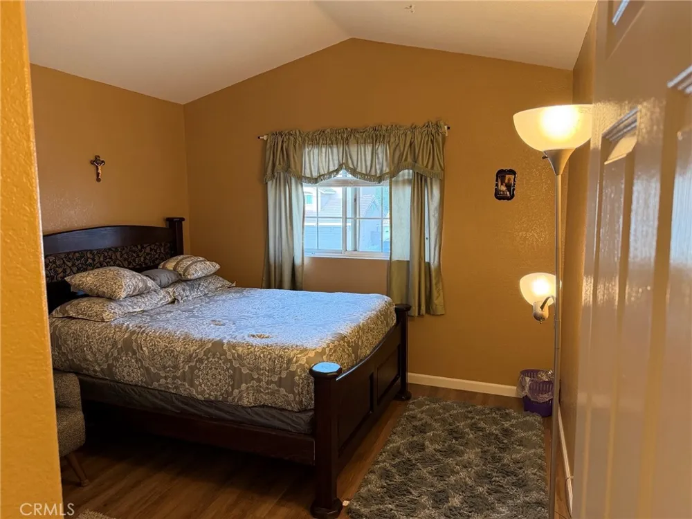 16799 Calle Pinata Moreno Valley, CA 92551