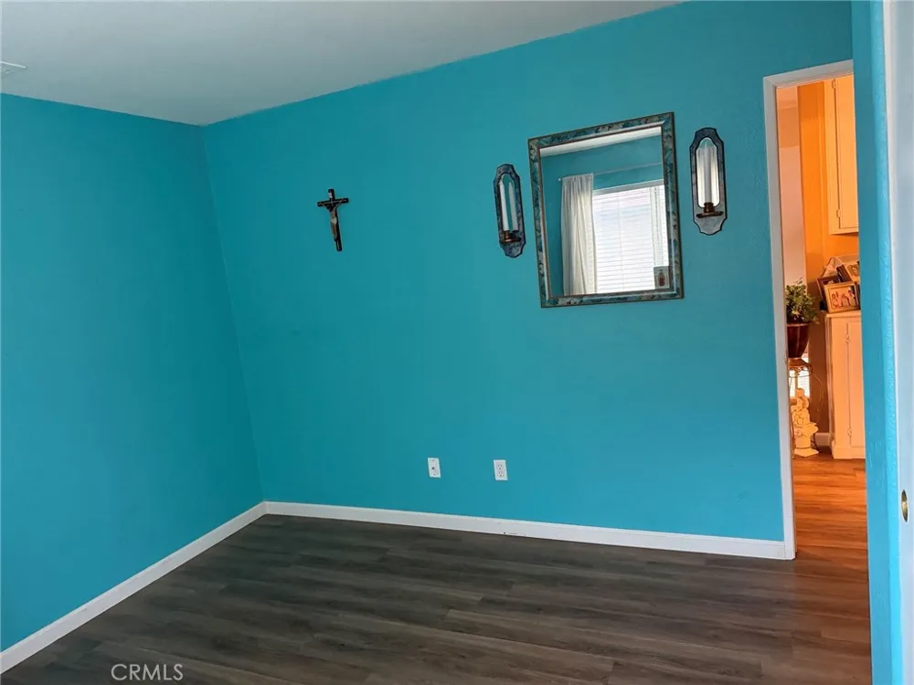 16799 Calle Pinata Moreno Valley, CA 92551