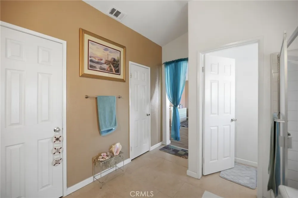 16799 Calle Pinata Moreno Valley, CA 92551
