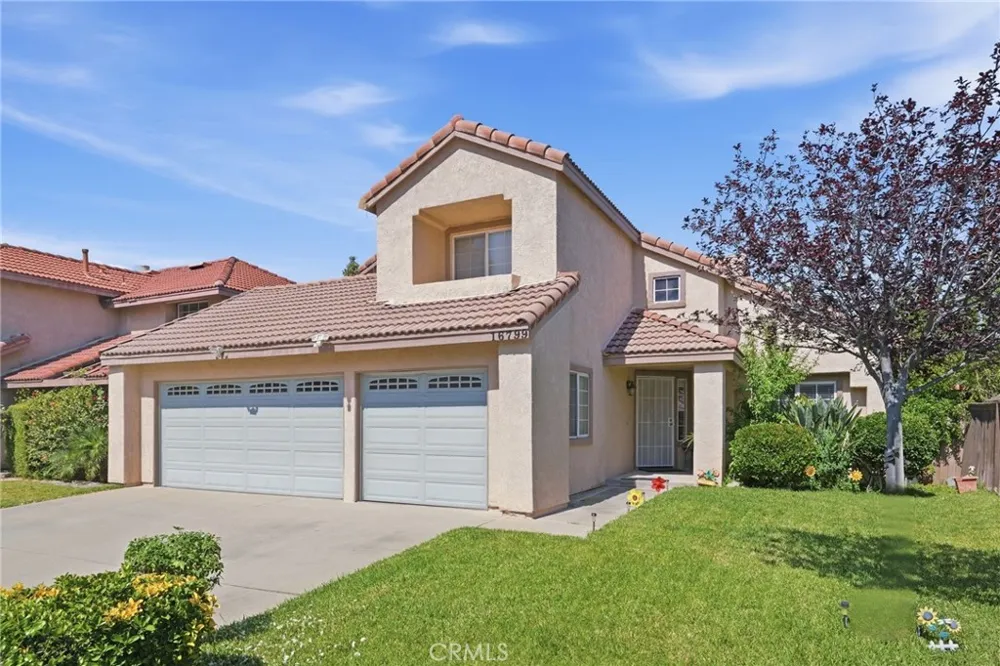 16799 Calle Pinata Moreno Valley, CA 92551