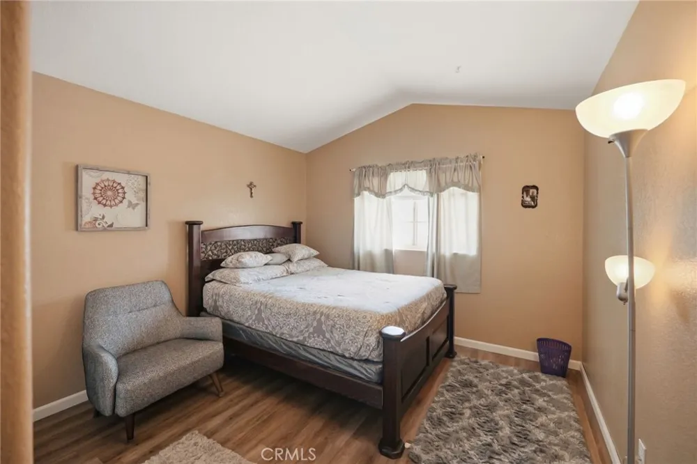 16799 Calle Pinata Moreno Valley, CA 92551