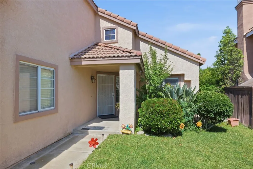 16799 Calle Pinata Moreno Valley, CA 92551