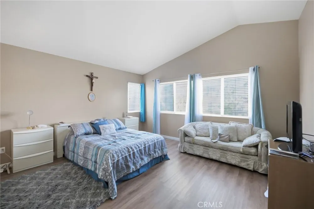16799 Calle Pinata Moreno Valley, CA 92551