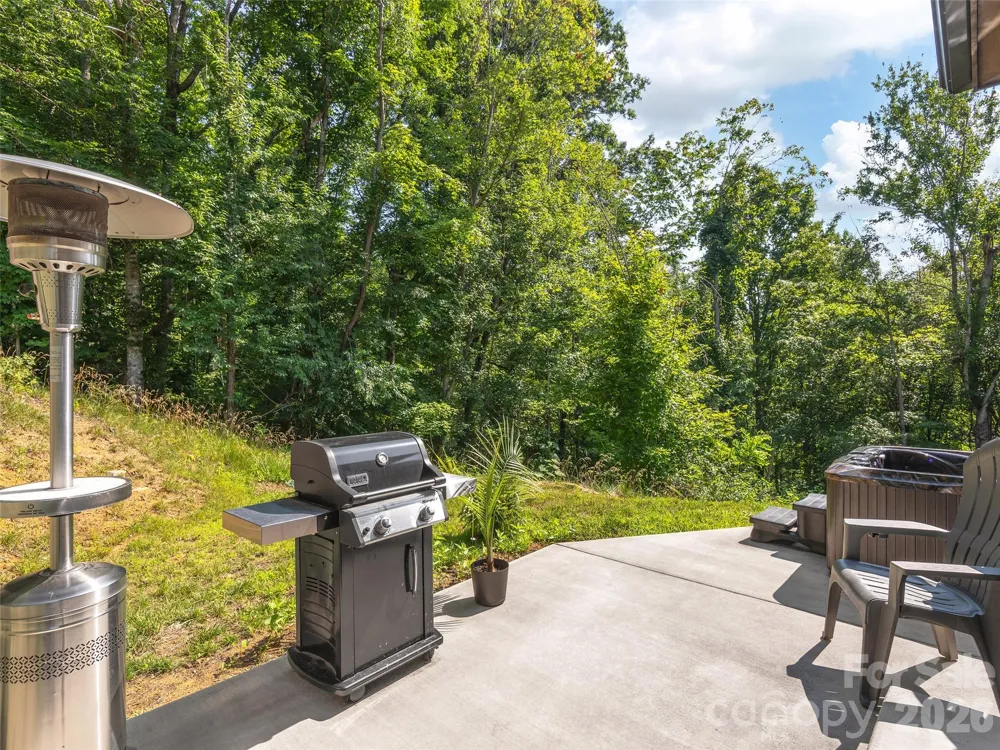184 Sandys Home Place Mars Hill, NC 28754