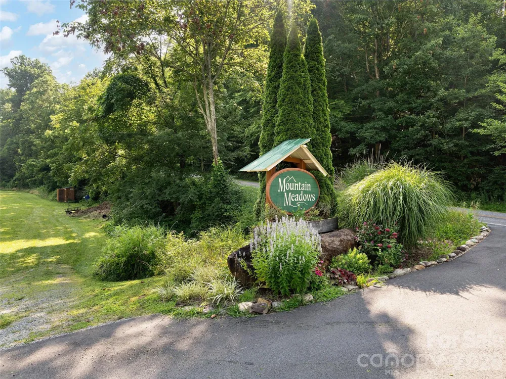 184 Sandys Home Place Mars Hill, NC 28754