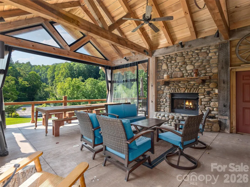 184 Sandys Home Place Mars Hill, NC 28754