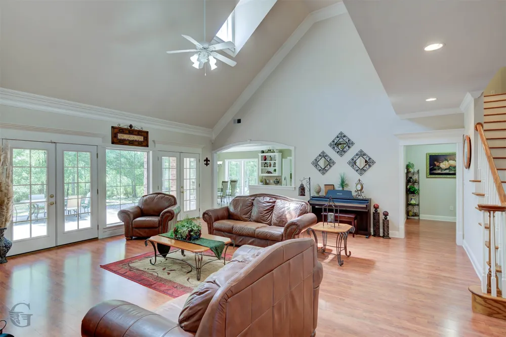 10685 Saint Charles Place Keithville, LA 71047