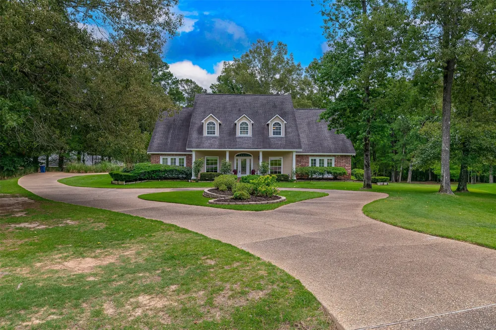 10685 Saint Charles Place Keithville, LA 71047