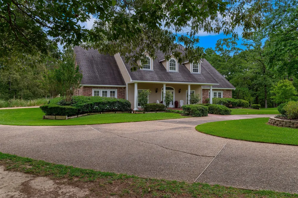 10685 Saint Charles Place Keithville, LA 71047