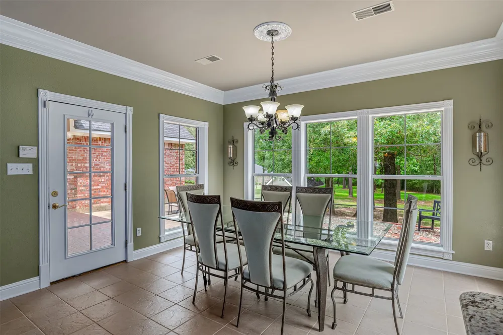 10685 Saint Charles Place Keithville, LA 71047