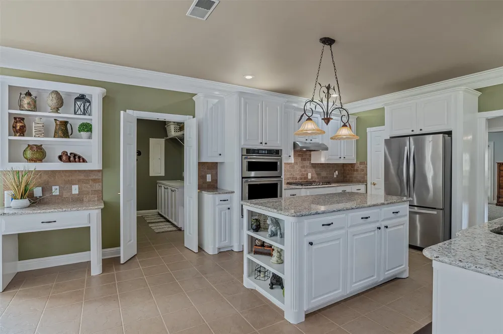 10685 Saint Charles Place Keithville, LA 71047