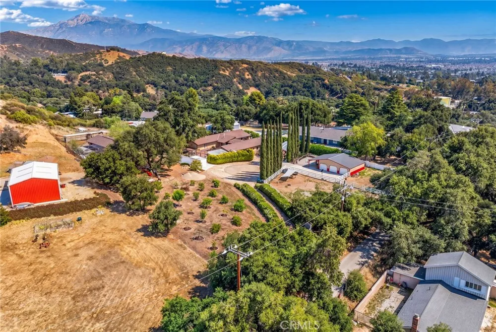 9312 Avenida Altura Bella Cherry Valley, CA 92223
