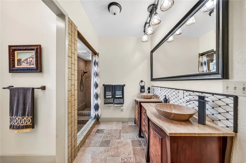 9312 Avenida Altura Bella Cherry Valley, CA 92223