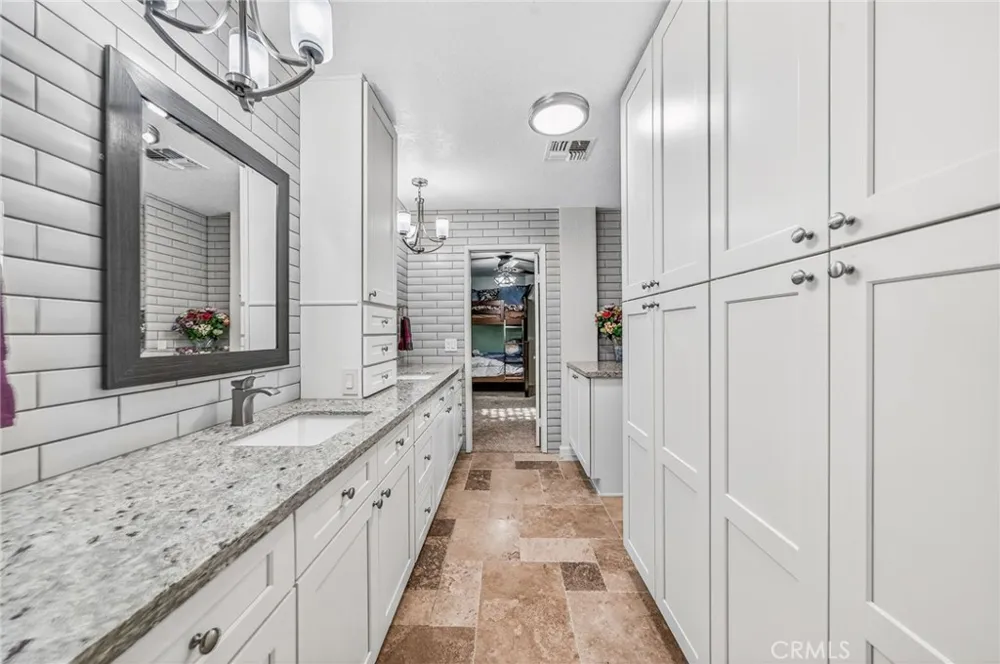 9312 Avenida Altura Bella Cherry Valley, CA 92223