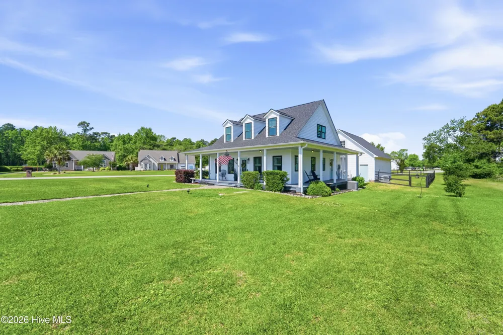 48 Pickett Way Swansboro, NC 28584