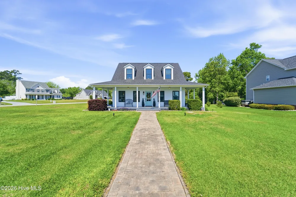 48 Pickett Way Swansboro, NC 28584