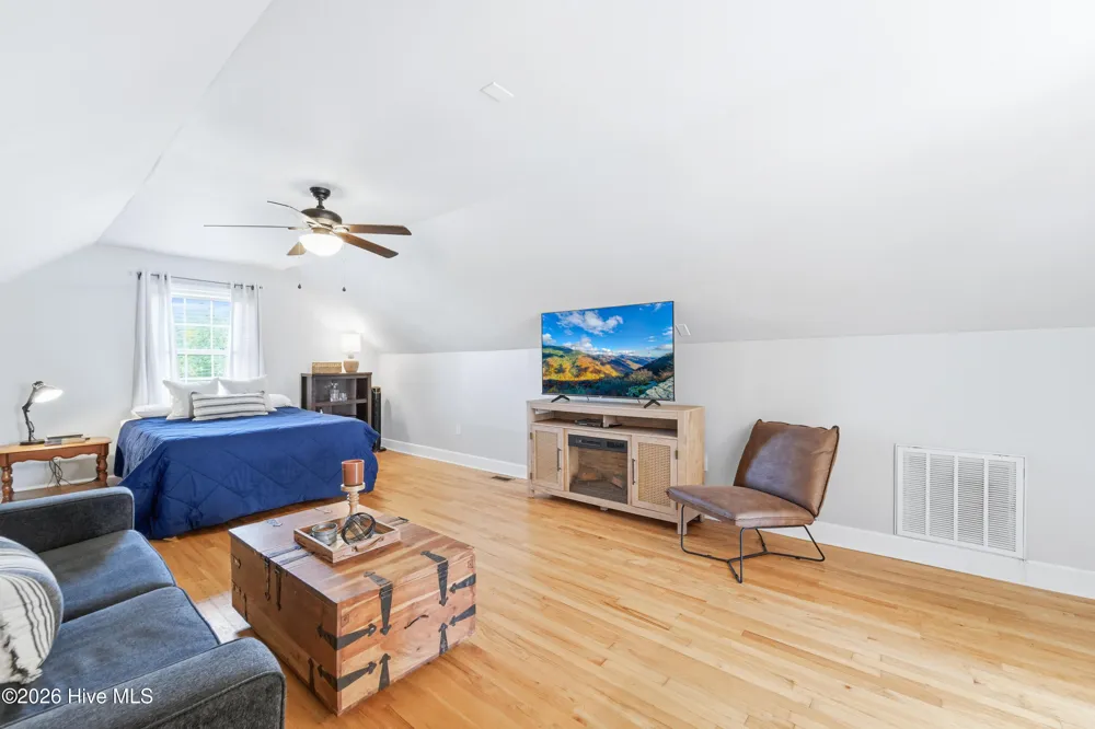 48 Pickett Way Swansboro, NC 28584