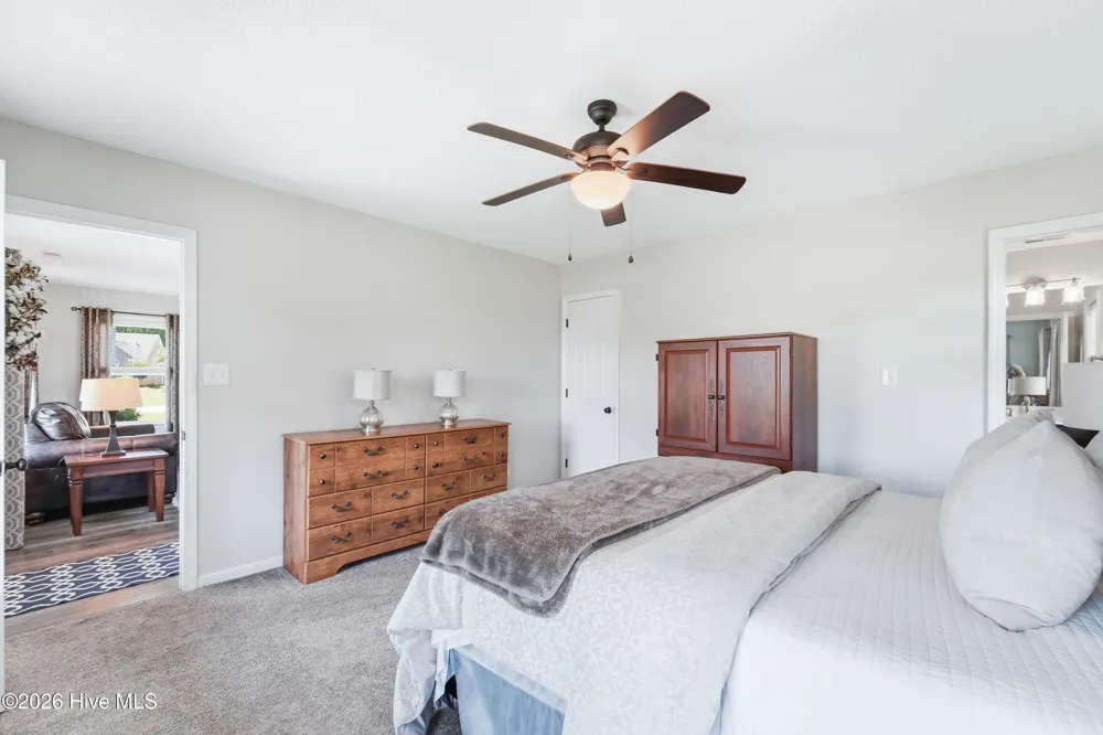 48 Pickett Way Swansboro, NC 28584