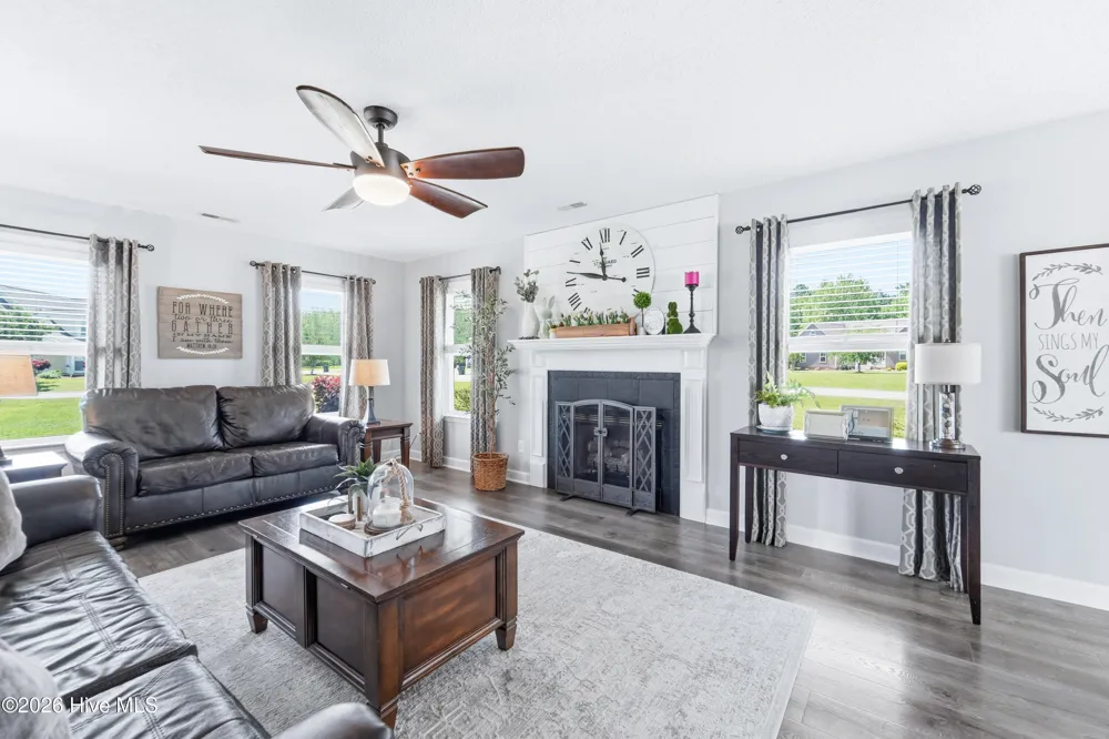 48 Pickett Way Swansboro, NC 28584
