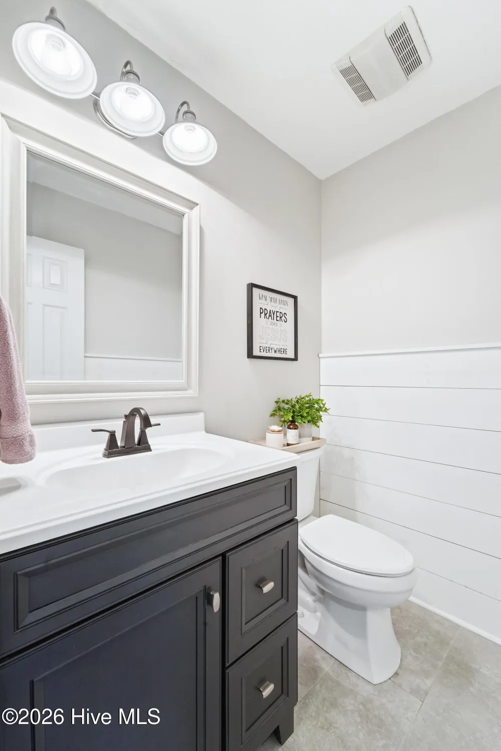 48 Pickett Way Swansboro, NC 28584