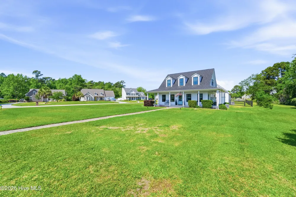 48 Pickett Way Swansboro, NC 28584
